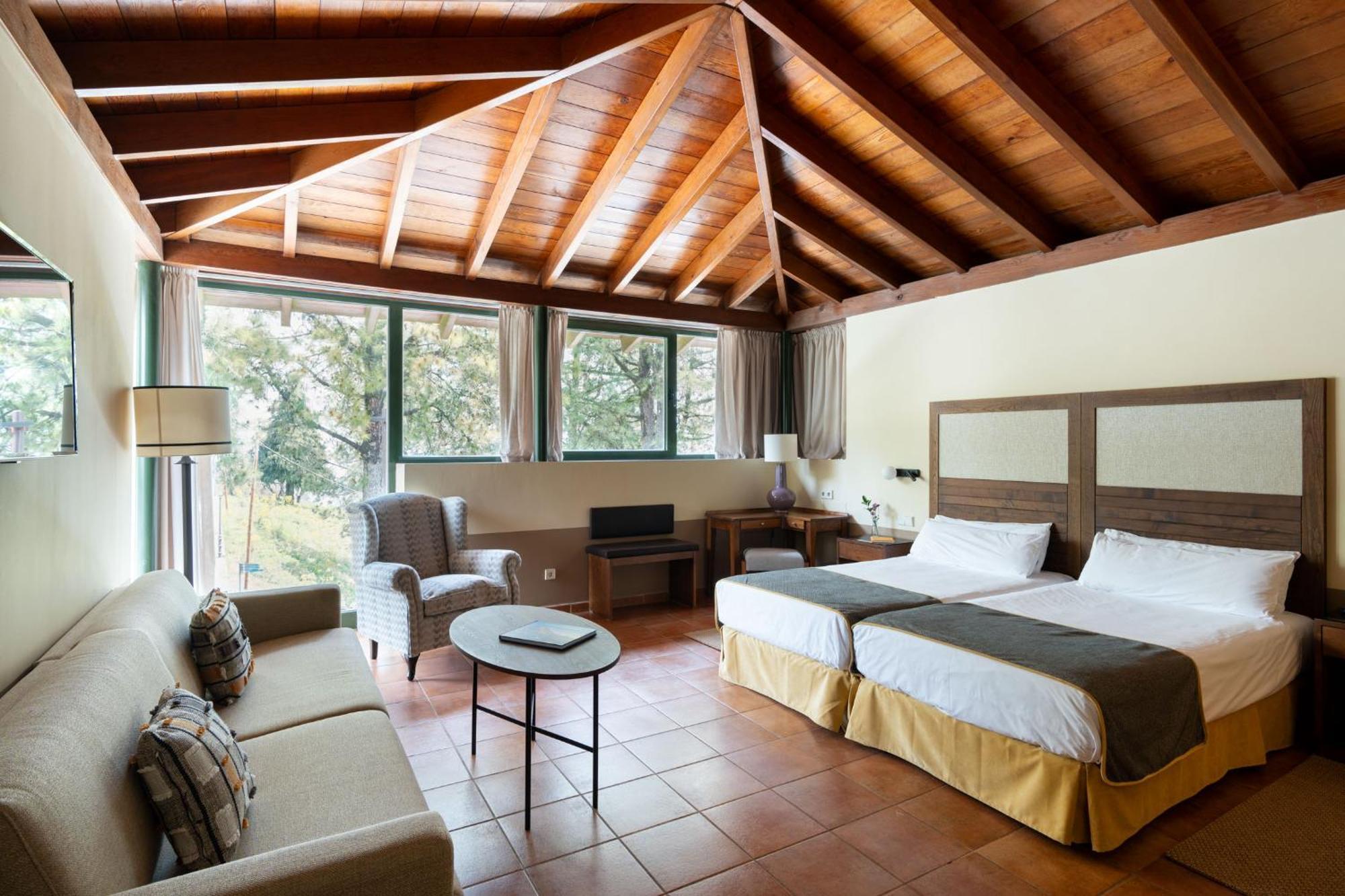 Parador De Cruz De Tejeda Luaran gambar